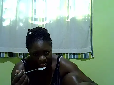 Snapshot of CURVY-CORAZZON chatting on 07-13-26, 07:11 CURVY-CORAZZON online show from 07-13-26, 07:11