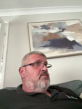 Snapshot of Stueeeey31 chatting on 06-19-26, 03:38 Stueeeey31 online show from 06-19-26, 03:38