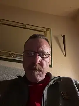 Greg0ri73 online show from 06-10-26, 01:50