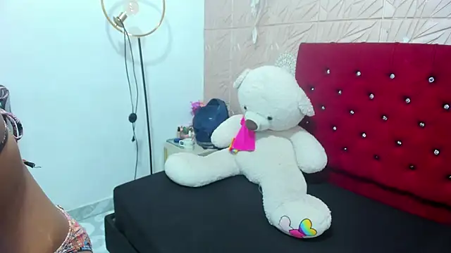 Daniela Spencerr online show from 07-18-26, 11:03