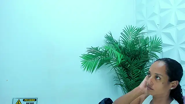 Daniela Spencerr online show from 07-24-26, 10:57