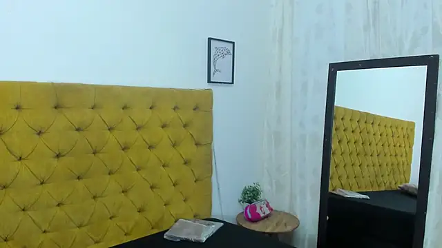 Daniela Spencerr online show from 08-03-26, 10:54