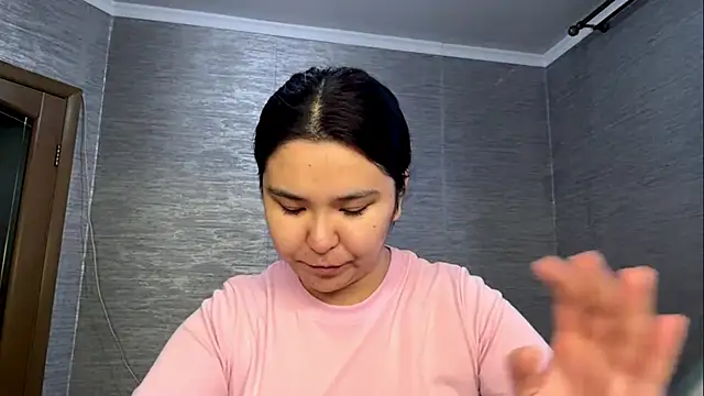 Snapshot of takatsukisenn chatting on 06-14-26, 02:19 takatsukisenn online show from 06-14-26, 02:19