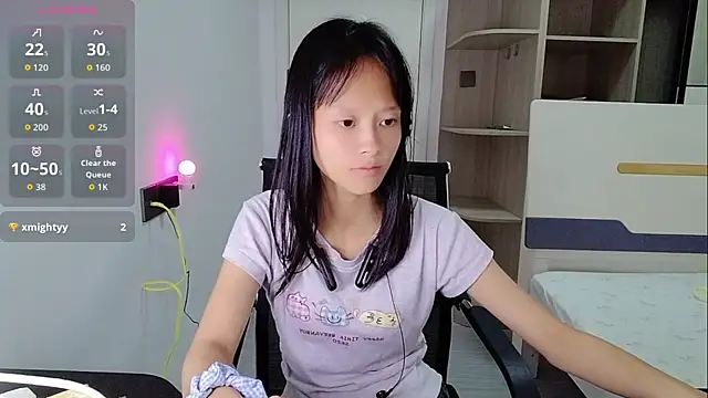 xiaoyu-22 online show from 06-10-26, 08:13