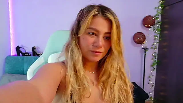 Snapshot of Sam_sexual_enjoyment chatting on 06-25-26, 07:51 Sam sexual enjoyment online show from 06-25-26, 07:51