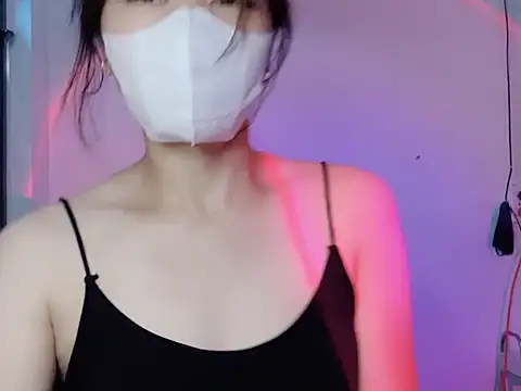 Snapshot of miumiubeauty chatting on 06-24-26, 05:50 miumiubeauty online show from 06-24-26, 05:50