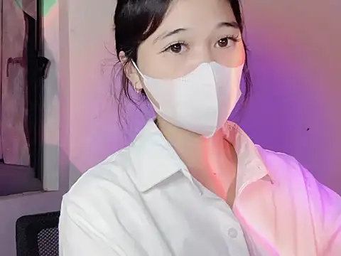 Snapshot of miumiubeauty chatting on 06-27-26, 03:50 miumiubeauty online show from 06-27-26, 03:50