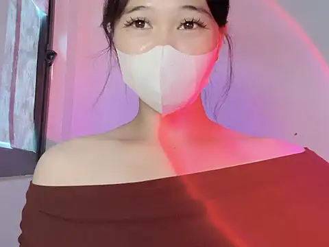 Snapshot of miumiubeauty chatting on 07-22-26, 05:32 miumiubeauty online show from 07-22-26, 05:32