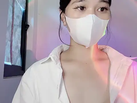 Snapshot of miumiubeauty chatting on 07-24-26, 06:55 miumiubeauty online show from 07-24-26, 06:55