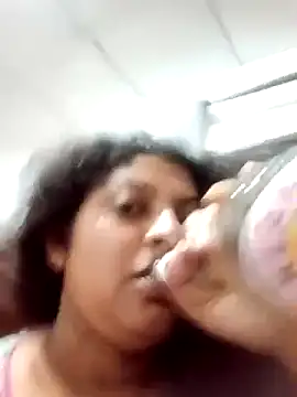 officequeen online show from 06-11-26, 05:55