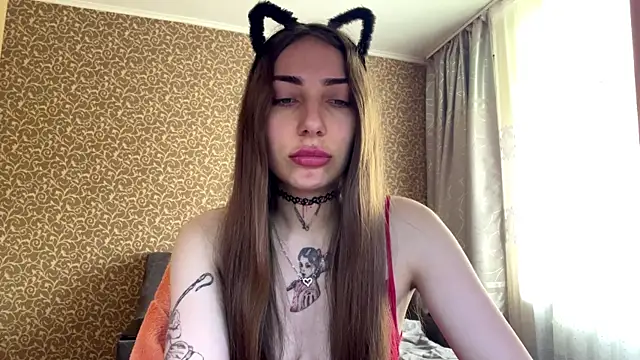 Snapshot of Glory_snow chatting on 06-16-26, 06:05 Glory snow online show from 06-16-26, 06:05