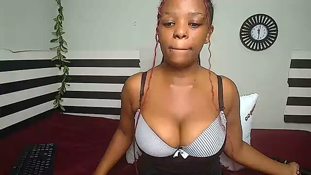 FreakyNubian online show from 07-08-26, 05:06