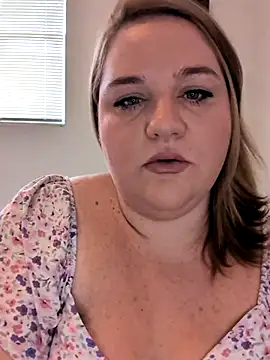 Snapshot of Jonesinjil chatting on 07-11-26, 06:43 Jonesinjil online show from 07-11-26, 06:43