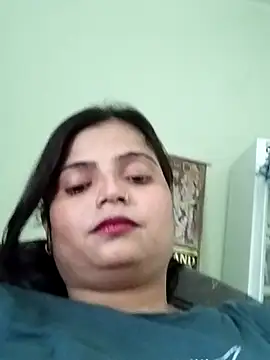 Snapshot of Missridhi chatting on 06-26-26, 05:45 Missridhi online show from 06-26-26, 05:45
