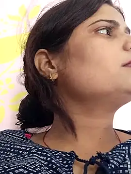 Snapshot of Missridhi chatting on 07-11-26, 08:50 Missridhi online show from 07-11-26, 08:50
