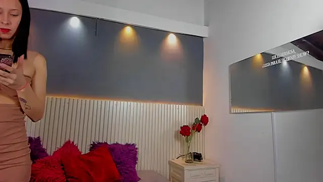House ofsofia online show from 07-11-26, 11:50