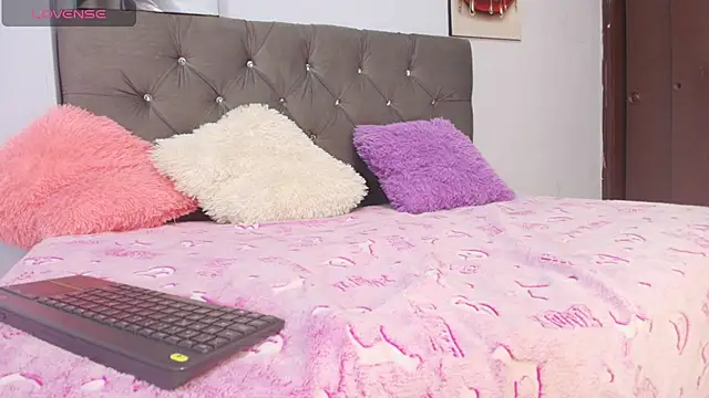 Isabella nastyy online show from 07-17-26, 03:18