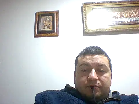 Snapshot of Frank06039CL chatting on 06-16-26, 04:31 Frank06039CL online show from 06-16-26, 04:31