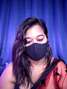 Snapshot of beauty_lisa- chatting on 06-18-26, 06:46 beauty lisa- online show from 06-18-26, 06:46