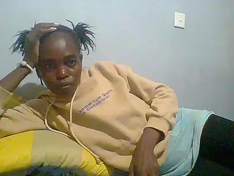 fancyfancy1 online show from 06-15-26, 06:54