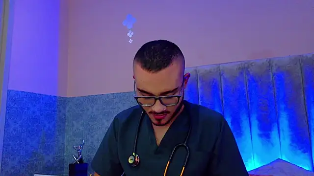 Matia Zelvya online show from 06-25-26, 12:42