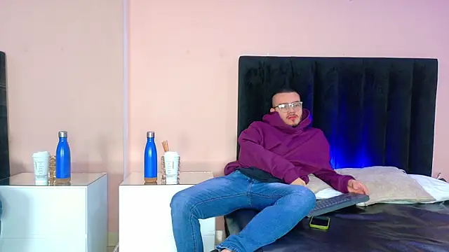 Matia Zelvya online show from 07-04-26, 11:38