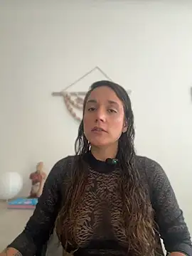 SOPHIA VELMONT online show from 06-12-26, 01:10