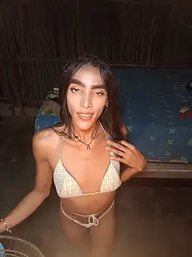 Snapshot of GabyMilan_ chatting on 06-22-26, 03:25 GabyMilan online show from 06-22-26, 03:25
