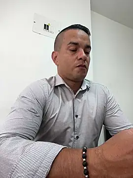 Snapshot of Teofilo2709 chatting on 06-30-26, 02:18 Teofilo2709 online show from 06-30-26, 02:18