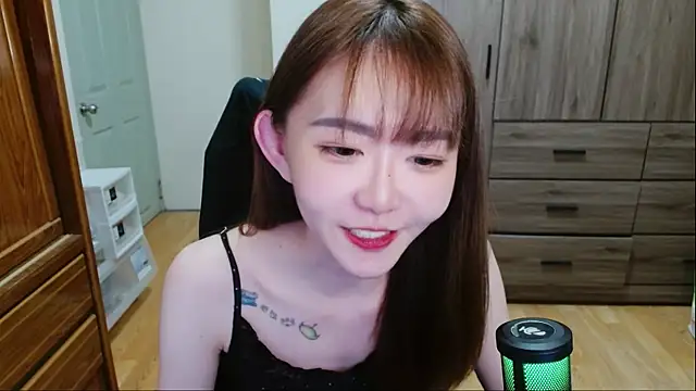 Snapshot of cccc_22 chatting on 08-03-26, 03:16 cccc 22 online show from 08-03-26, 03:16