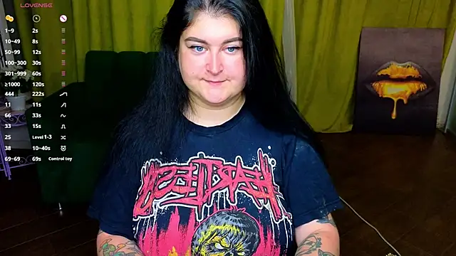 CessieBler online show from 07-29-26, 05:44