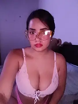 Snapshot of K_AriDoll chatting on 06-18-26, 10:25 K AriDoll online show from 06-18-26, 10:25
