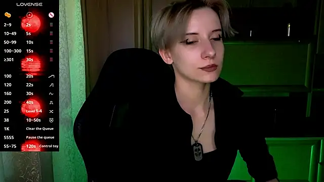 Snapshot of _Shadow_devil__ chatting on 06-16-26, 02:30 Shadow devil online show from 06-16-26, 02:30