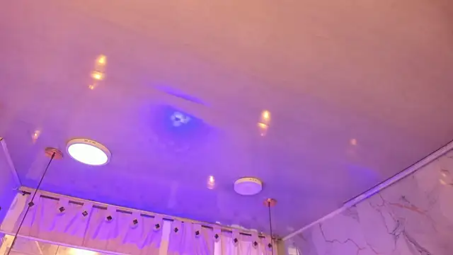Tifanny-Val online show from 07-08-26, 12:09