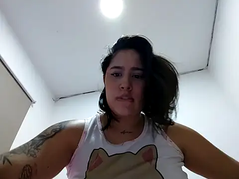 Snapshot of aisha_duque_ chatting on 07-27-26, 10:50 aisha duque online show from 07-27-26, 10:50