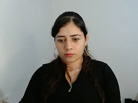 Luna zoe online show from 06-20-26, 10:56