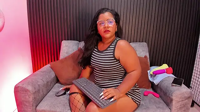 Mommy Big Ass online show from 06-16-26, 08:55
