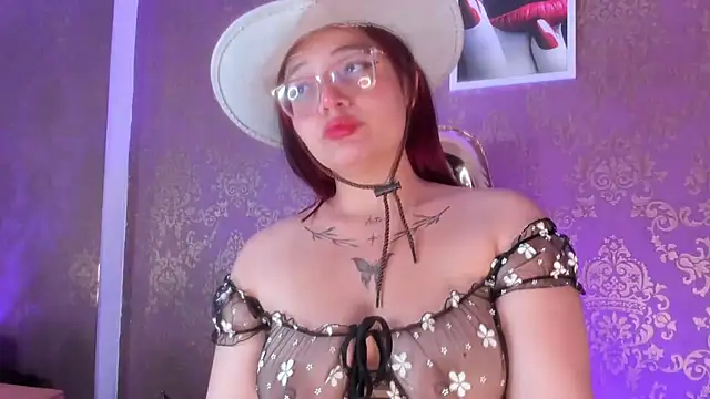 Snapshot of melody_hankss chatting on 07-10-26, 03:33 melody hankss online show from 07-10-26, 03:33
