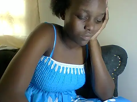 Snapshot of Sexylov25 chatting on 07-14-26, 10:09 Sexylov25 online show from 07-14-26, 10:09