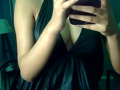 Snapshot of siyaaa_kapoor chatting on 07-18-26, 06:56 siyaaa kapoor online show from 07-18-26, 06:56