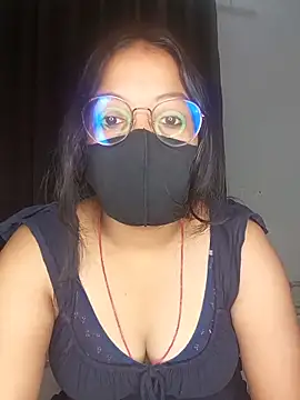 Snapshot of hottydisha chatting on 06-20-26, 02:36 hottydisha online show from 06-20-26, 02:36