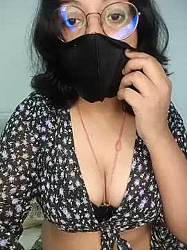 Snapshot of hottydisha chatting on 07-09-26, 04:27 hottydisha online show from 07-09-26, 04:27