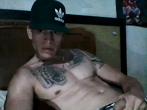 Snapshot of kanonbigcock90 chatting on 06-22-26, 04:31 kanonbigcock90 online show from 06-22-26, 04:31