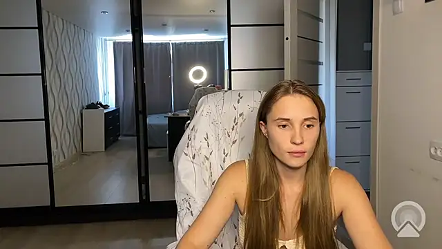 Snapshot of Miss_Luna_meow chatting on 07-31-26, 02:49 Miss Luna meow online show from 07-31-26, 02:49