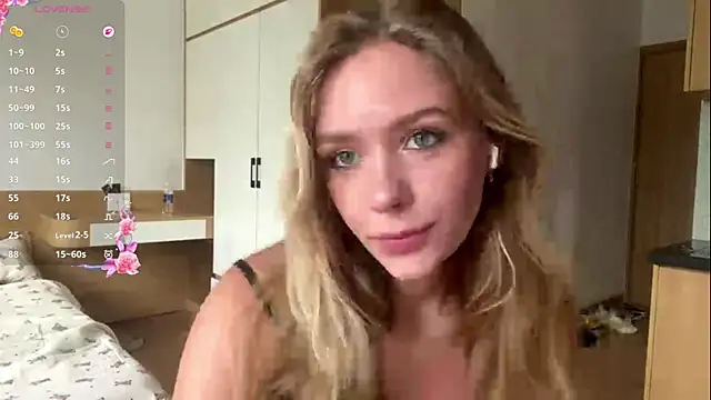 Snapshot of One_On_Mllion chatting on 08-01-26, 10:14 One On Mllion online show from 08-01-26, 10:14
