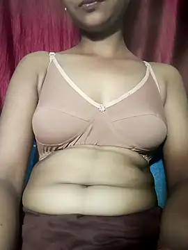 Snapshot of Naughty_Trishaa chatting on 06-16-26, 08:22 Naughty Trishaa online show from 06-16-26, 08:22