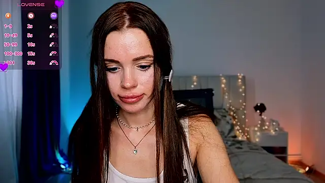 Snapshot of Little_cuti1e chatting on 07-17-26, 11:06 Little cuti1e online show from 07-17-26, 11:06