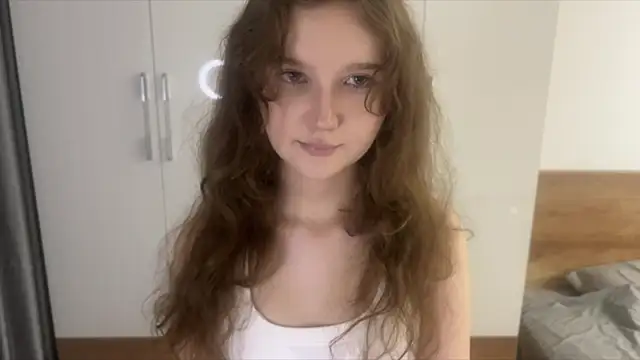 Snapshot of Ela_Wish chatting on 06-26-26, 07:18 Ela Wish online show from 06-26-26, 07:18