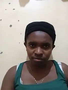 Snapshot of PrincessAria2 chatting on 06-15-26, 05:37 PrincessAria2 online show from 06-15-26, 05:37