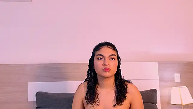 Snapshot of MelodyAlvarez chatting on 07-10-26, 11:46 MelodyAlvarez online show from 07-10-26, 11:46